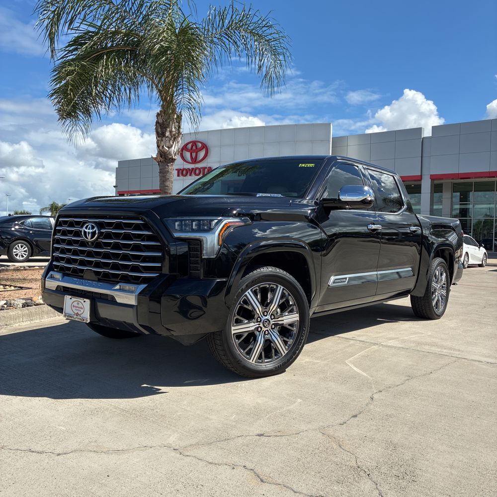 2022 Toyota Tundra Capstone HV
