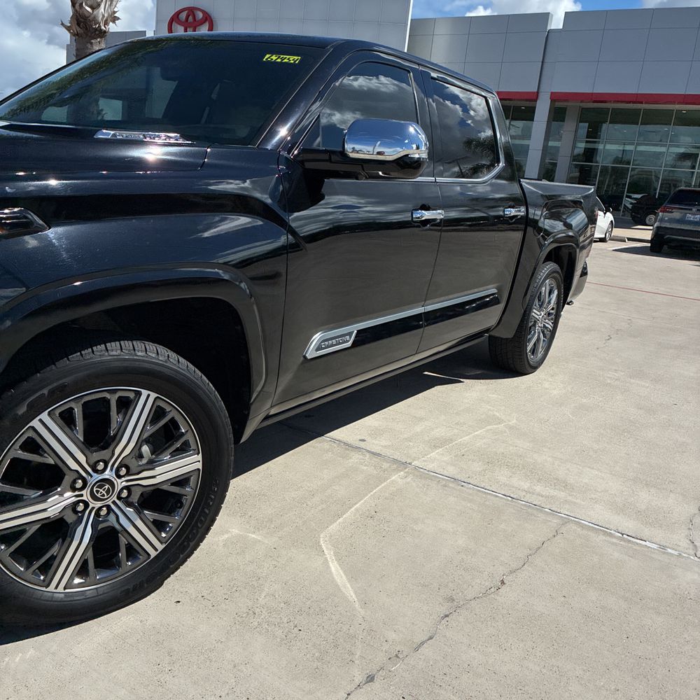 2022 Toyota Tundra Capstone HV