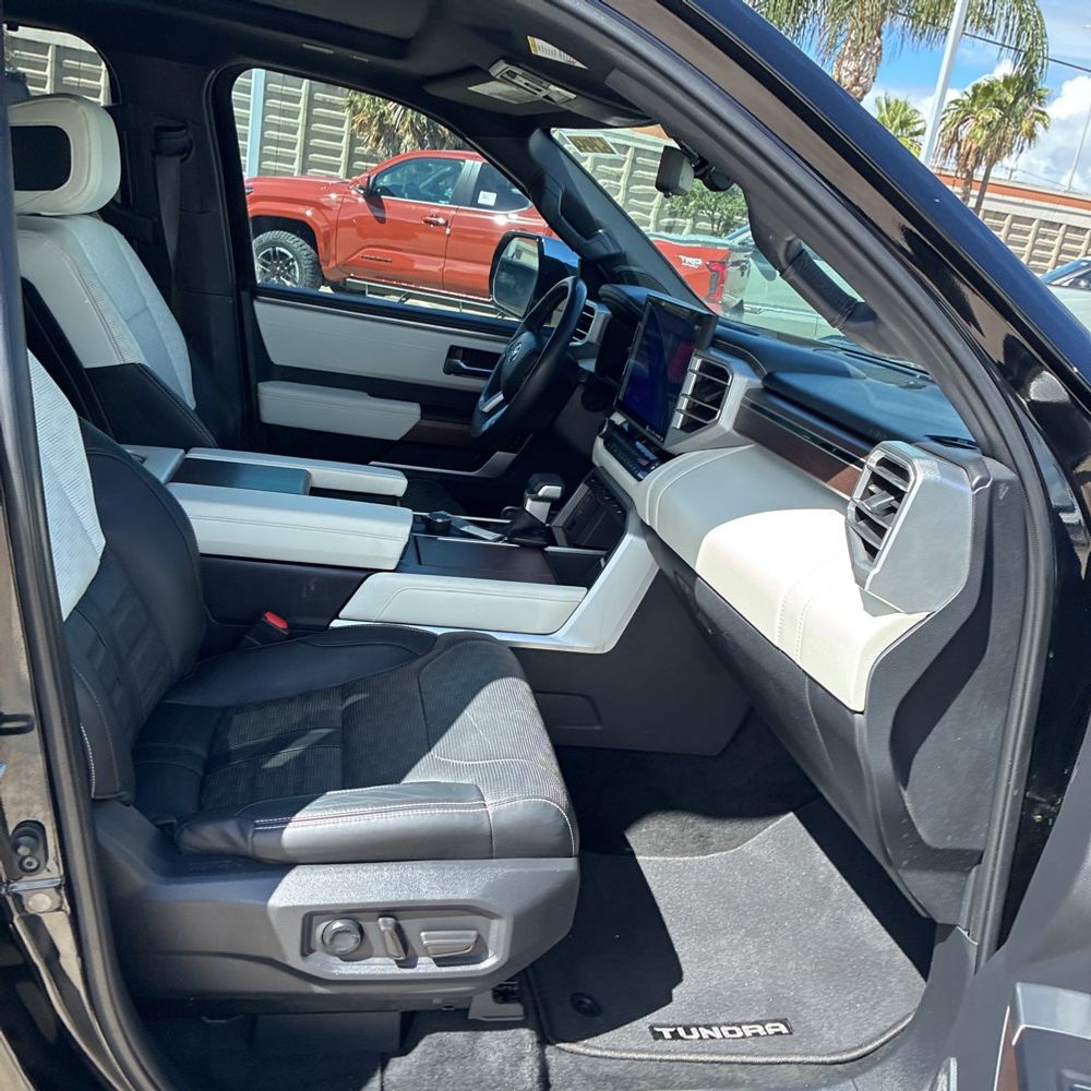 2022 Toyota Tundra Capstone HV