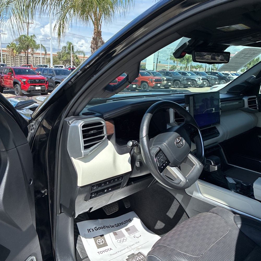 2022 Toyota Tundra Capstone HV