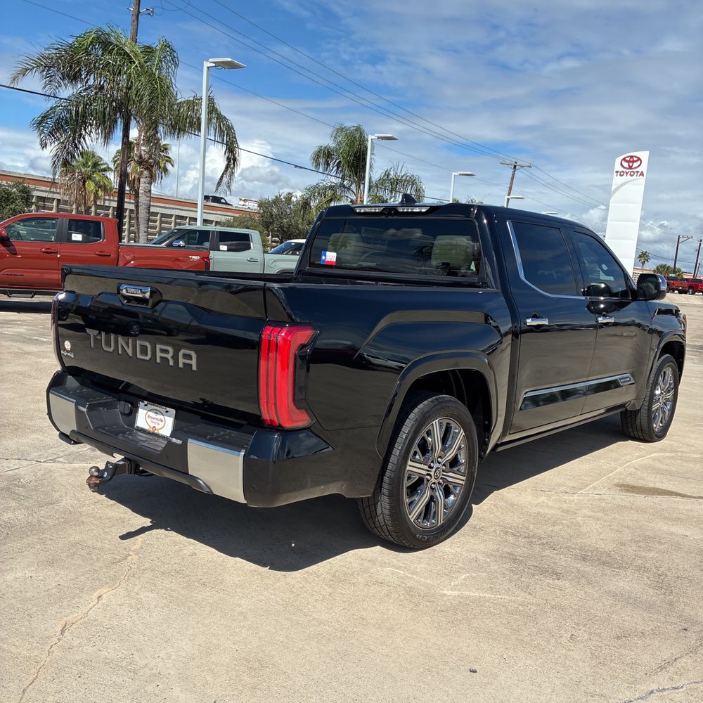 2022 Toyota Tundra Capstone HV