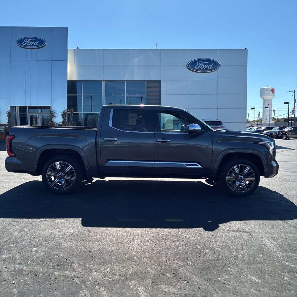 2023 Toyota Tundra Capstone HV