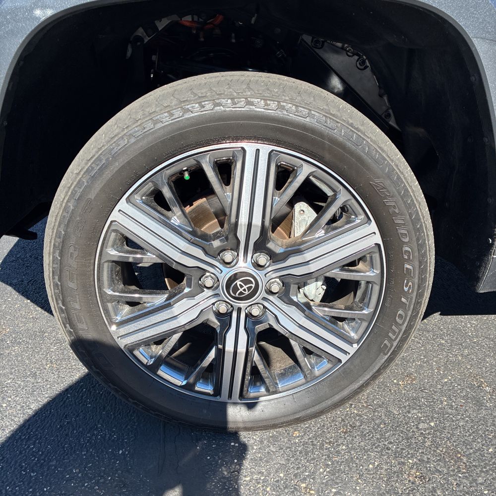2023 Toyota Tundra Capstone HV