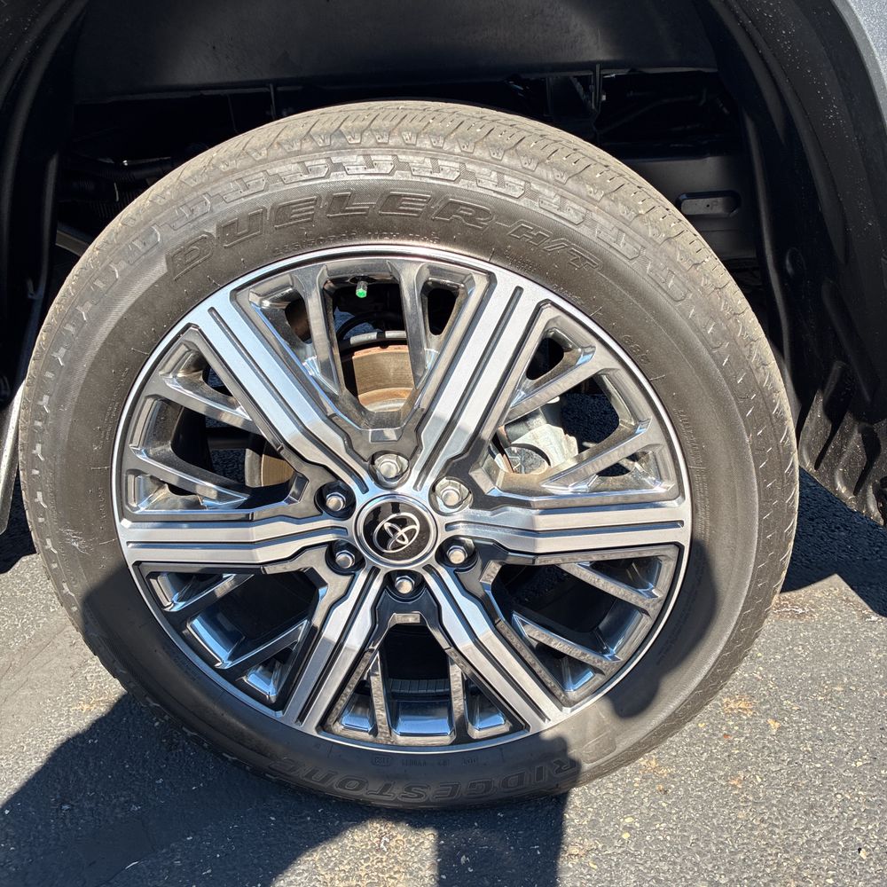 2023 Toyota Tundra Capstone HV