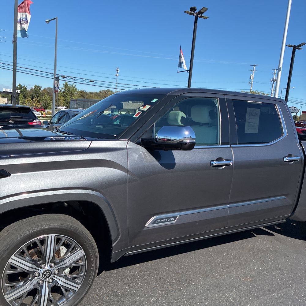 2023 Toyota Tundra Capstone HV