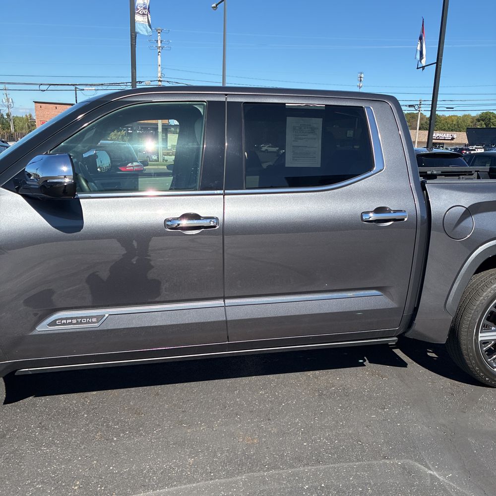 2023 Toyota Tundra Capstone HV