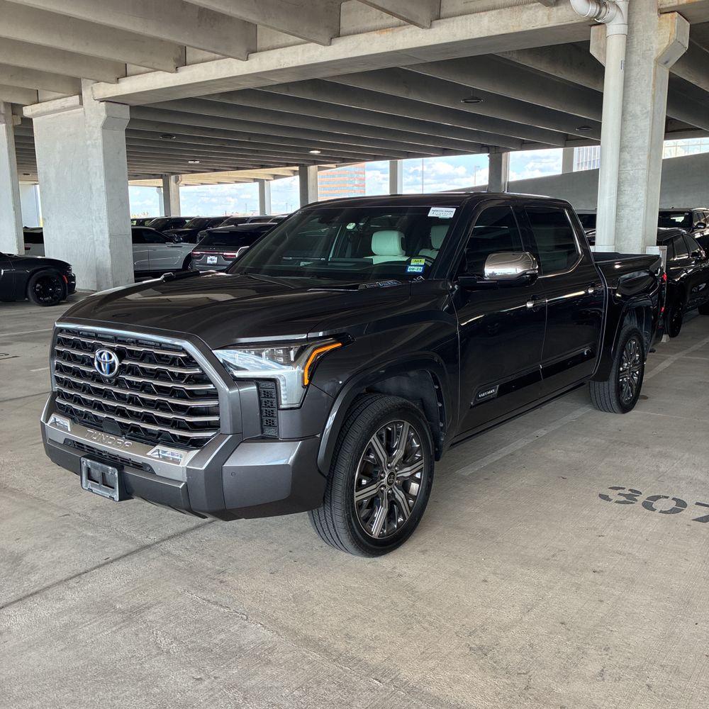 2023 Toyota Tundra Capstone HV