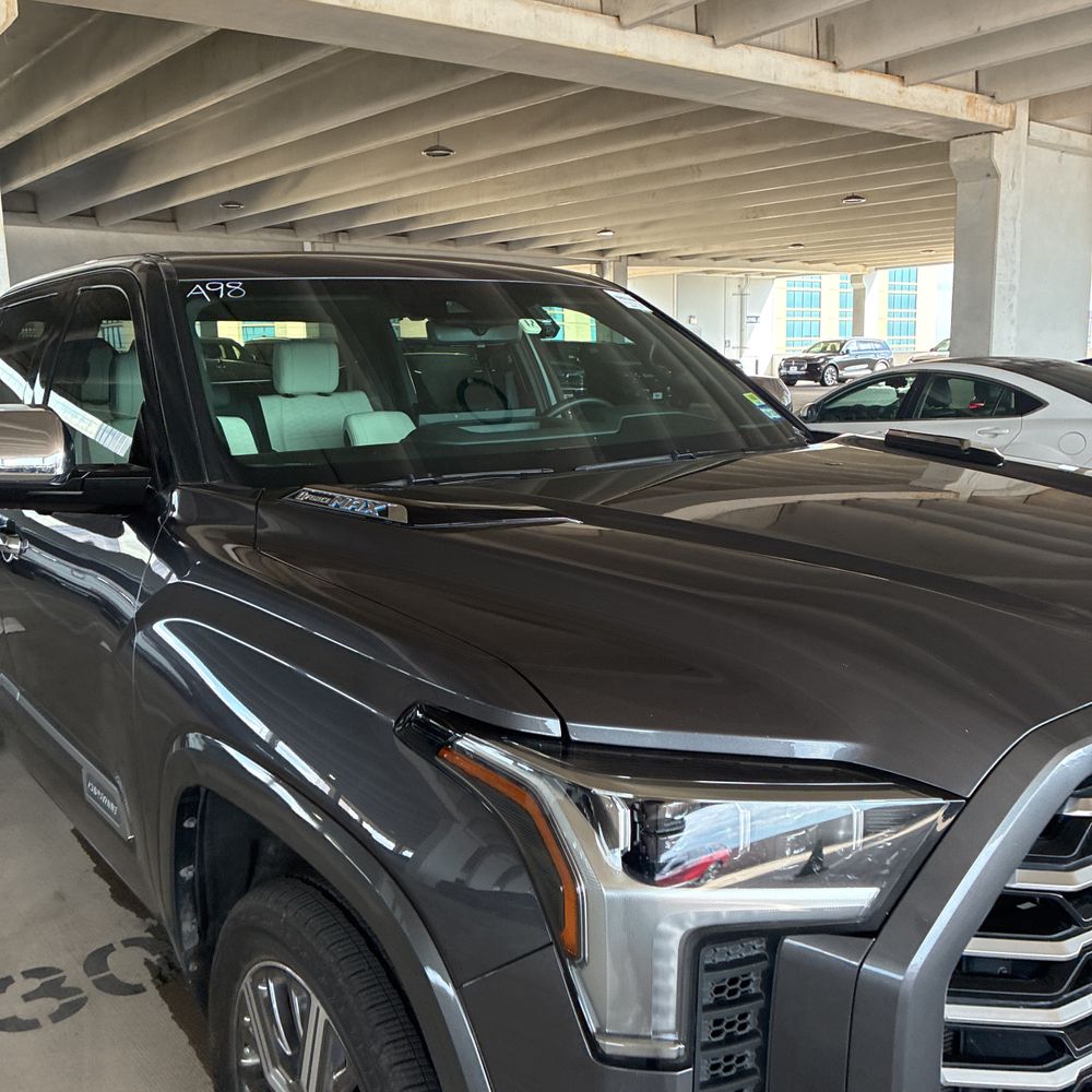 2023 Toyota Tundra Capstone HV