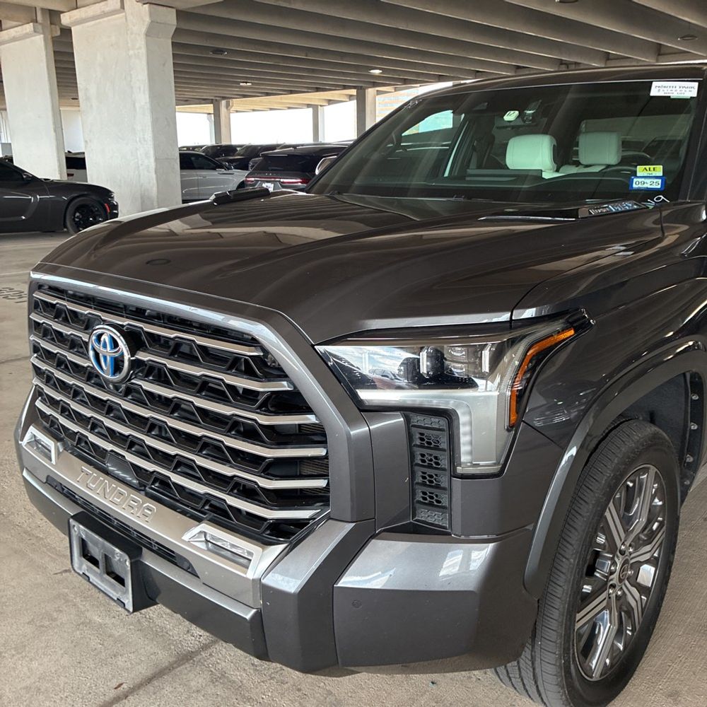 2023 Toyota Tundra Capstone HV