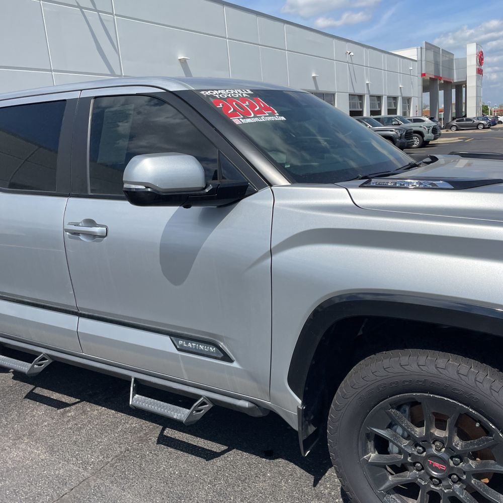 2024 Toyota Tundra Platinum HV