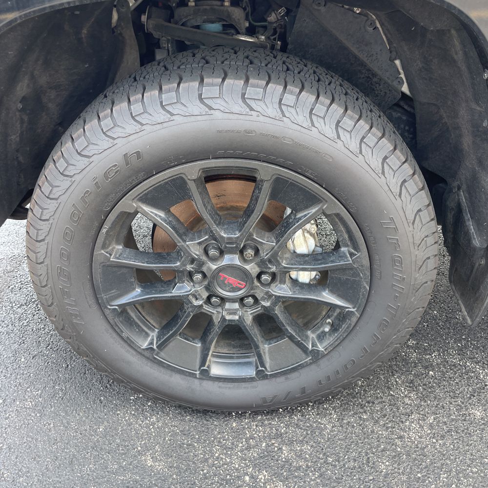 2024 Toyota Tundra Platinum HV