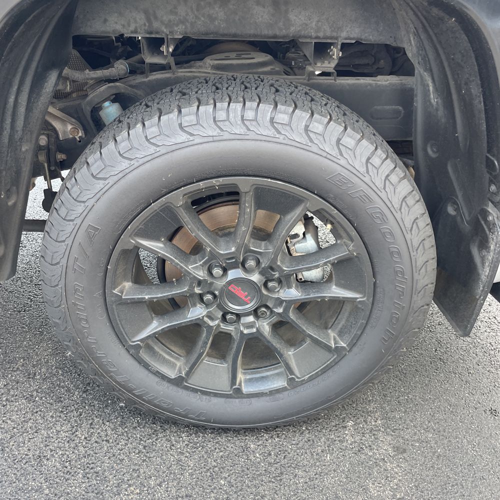 2024 Toyota Tundra Platinum HV