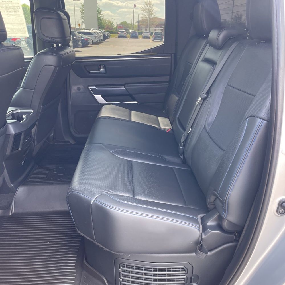 2024 Toyota Tundra Platinum HV