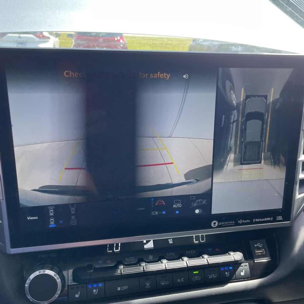 2024 Toyota Tundra Platinum HV