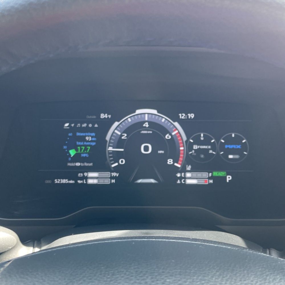 2024 Toyota Tundra Platinum HV