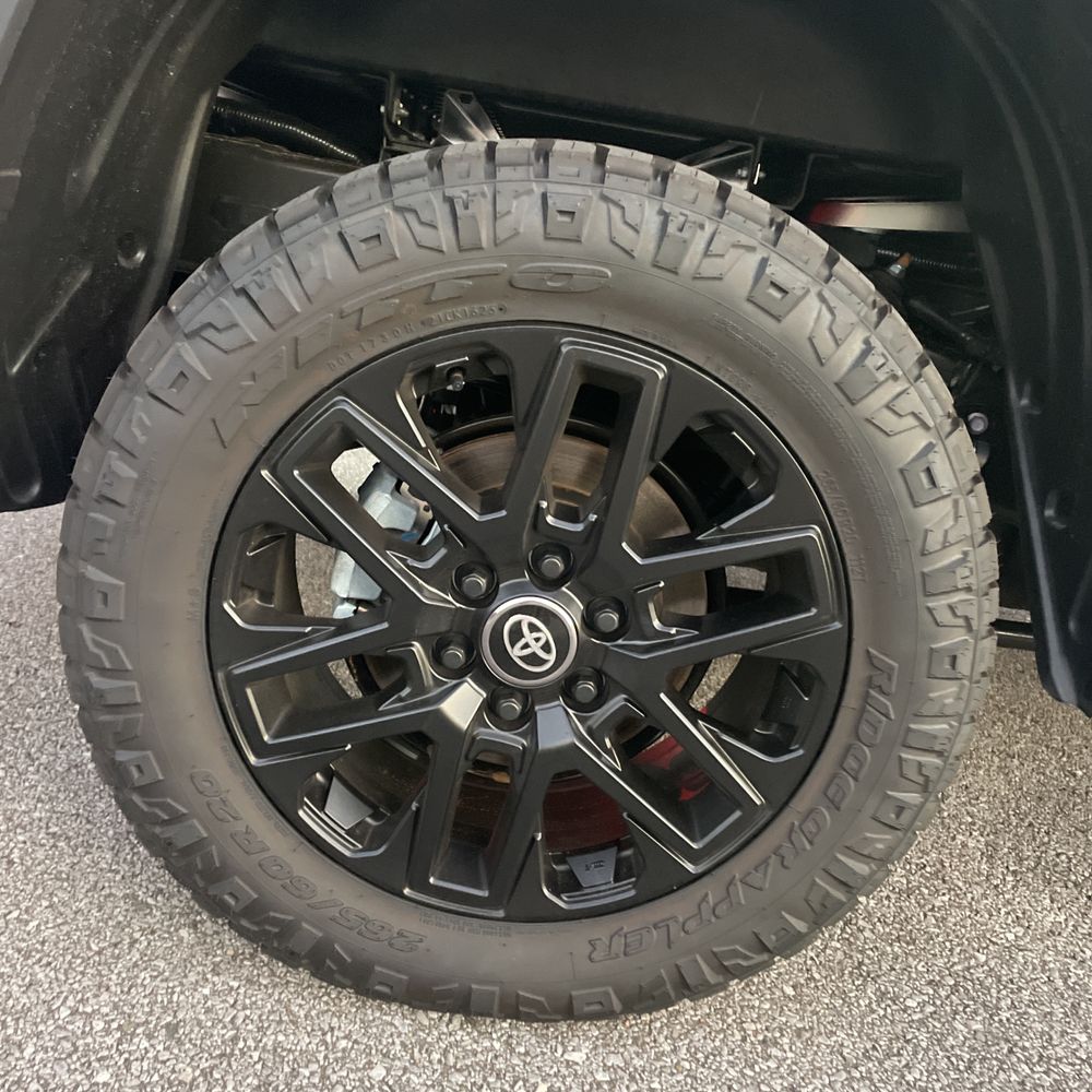 2025 Toyota Tundra Limited HV