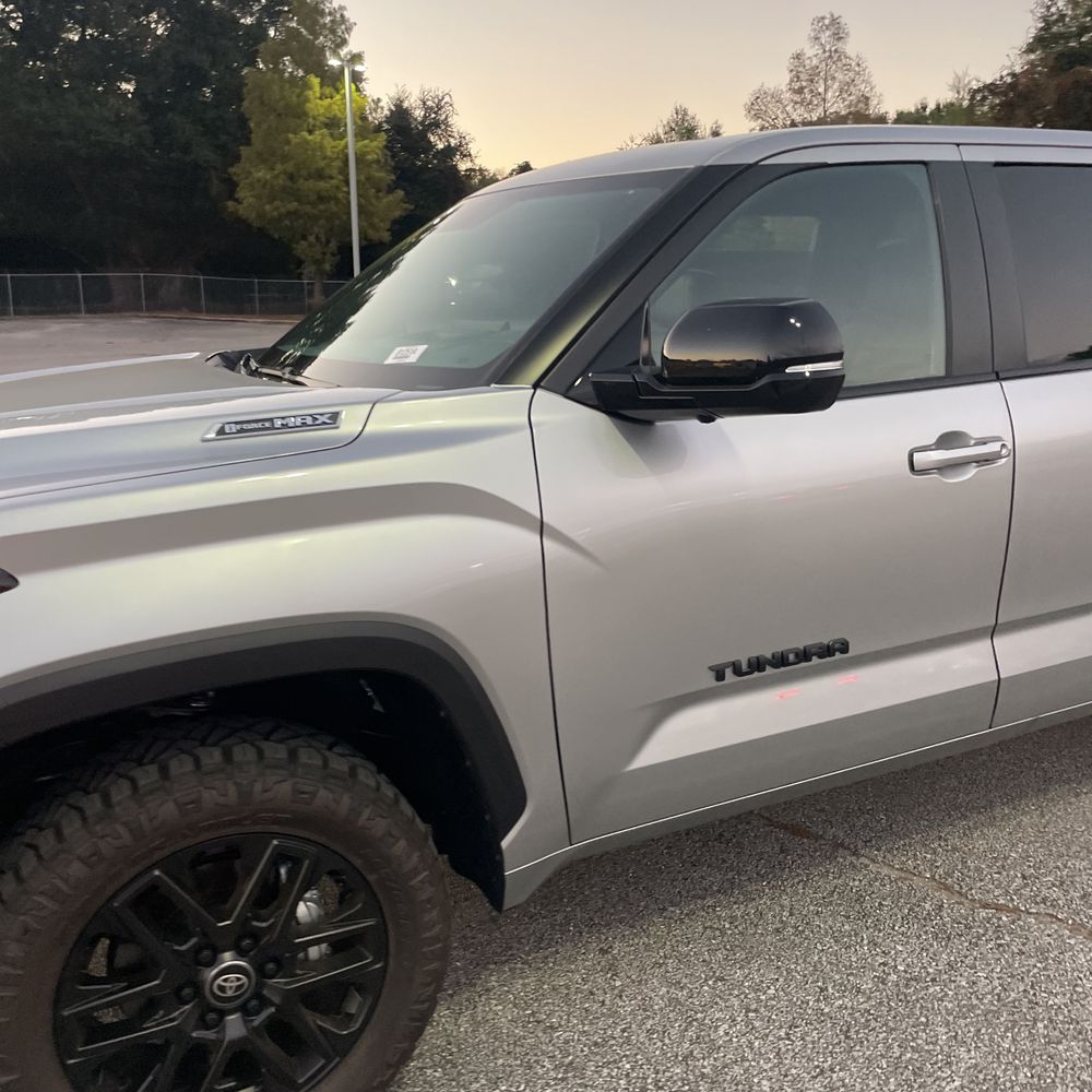2025 Toyota Tundra Limited HV