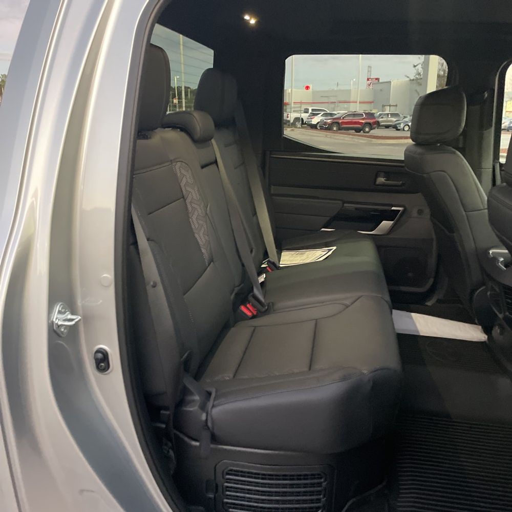 2025 Toyota Tundra Limited HV