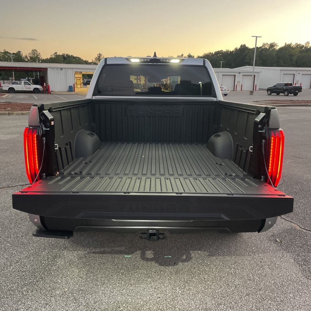 2025 Toyota Tundra Limited HV