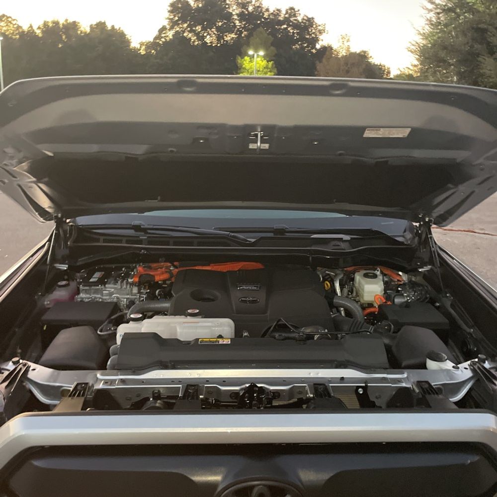 2025 Toyota Tundra Limited HV