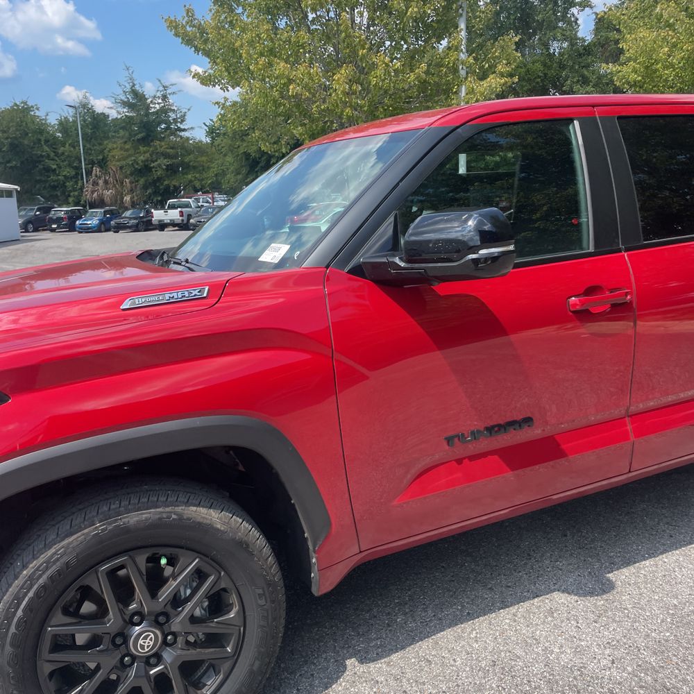 2025 Toyota Tundra Limited HV