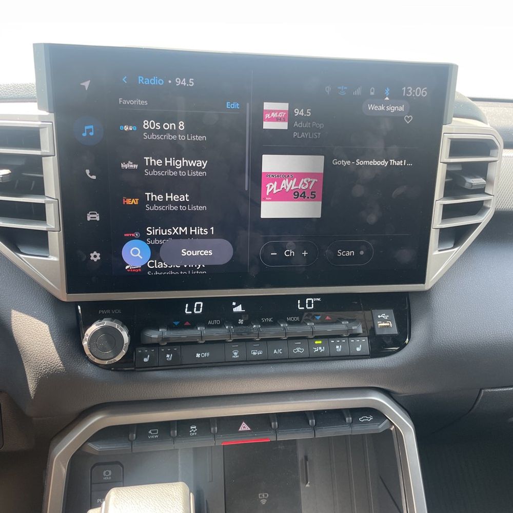 2025 Toyota Tundra Limited HV