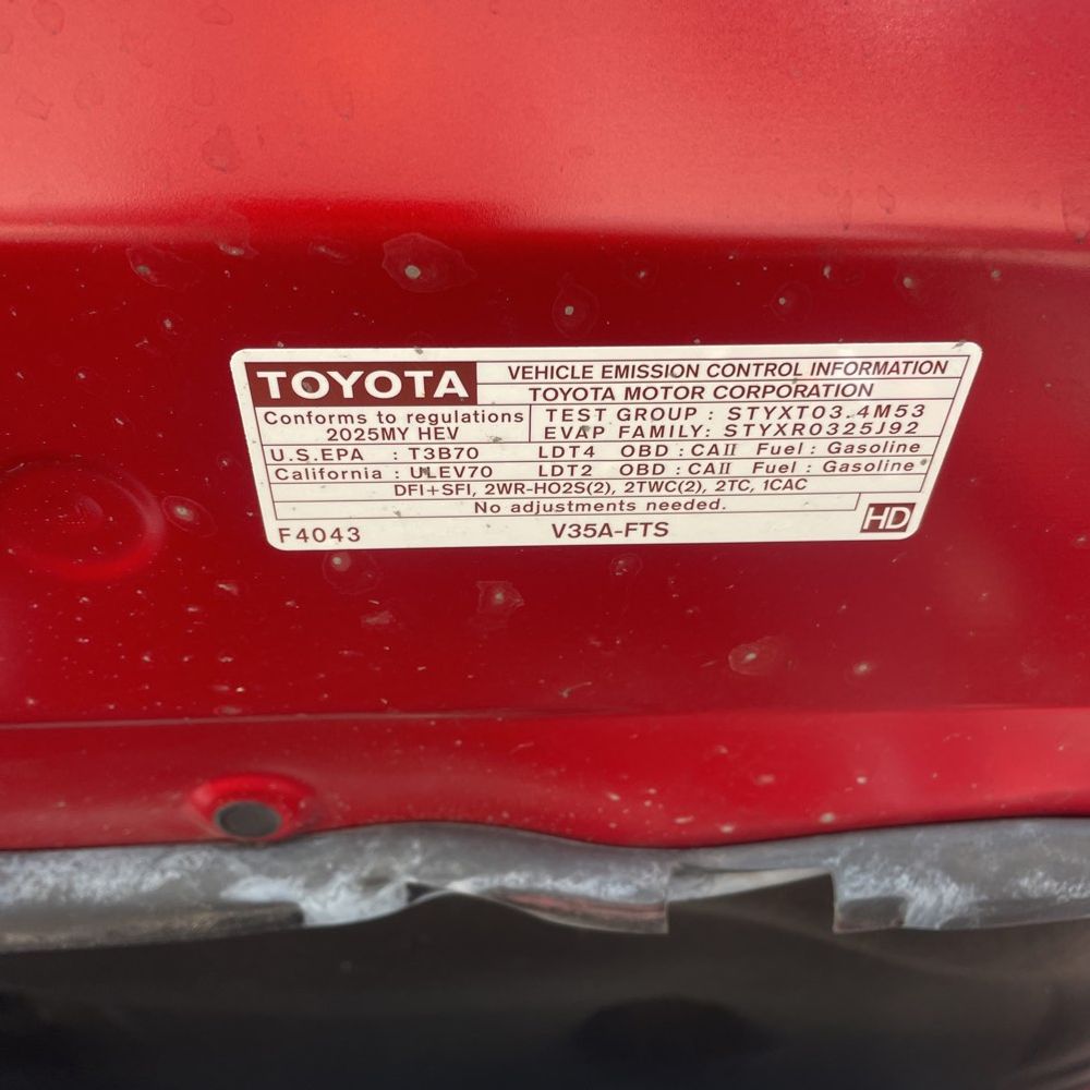 2025 Toyota Tundra Limited HV