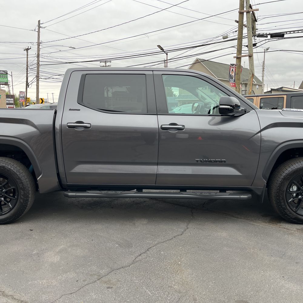 2024 Toyota Tundra Limited HV