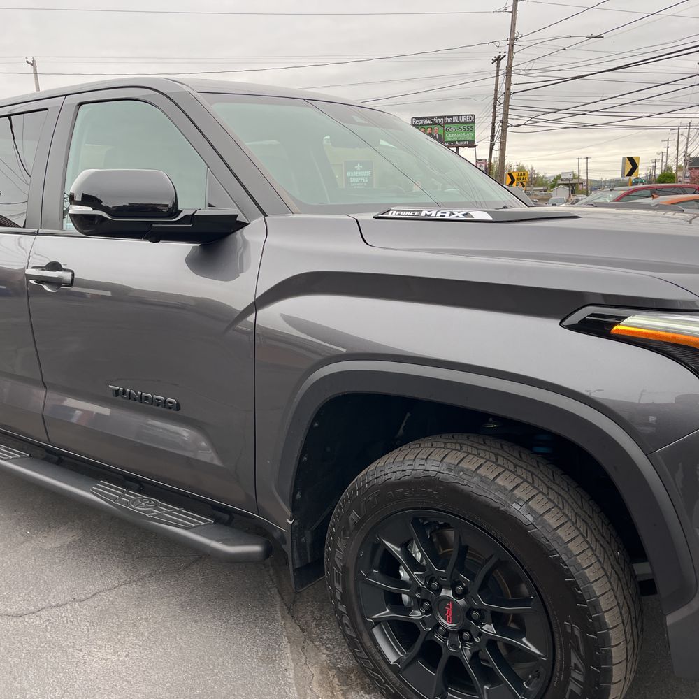 2024 Toyota Tundra Limited HV