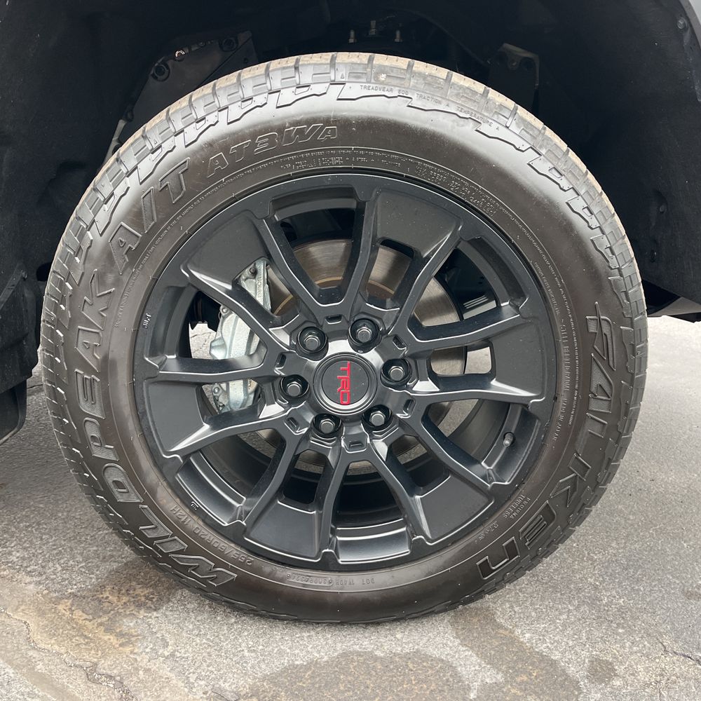 2024 Toyota Tundra Limited HV