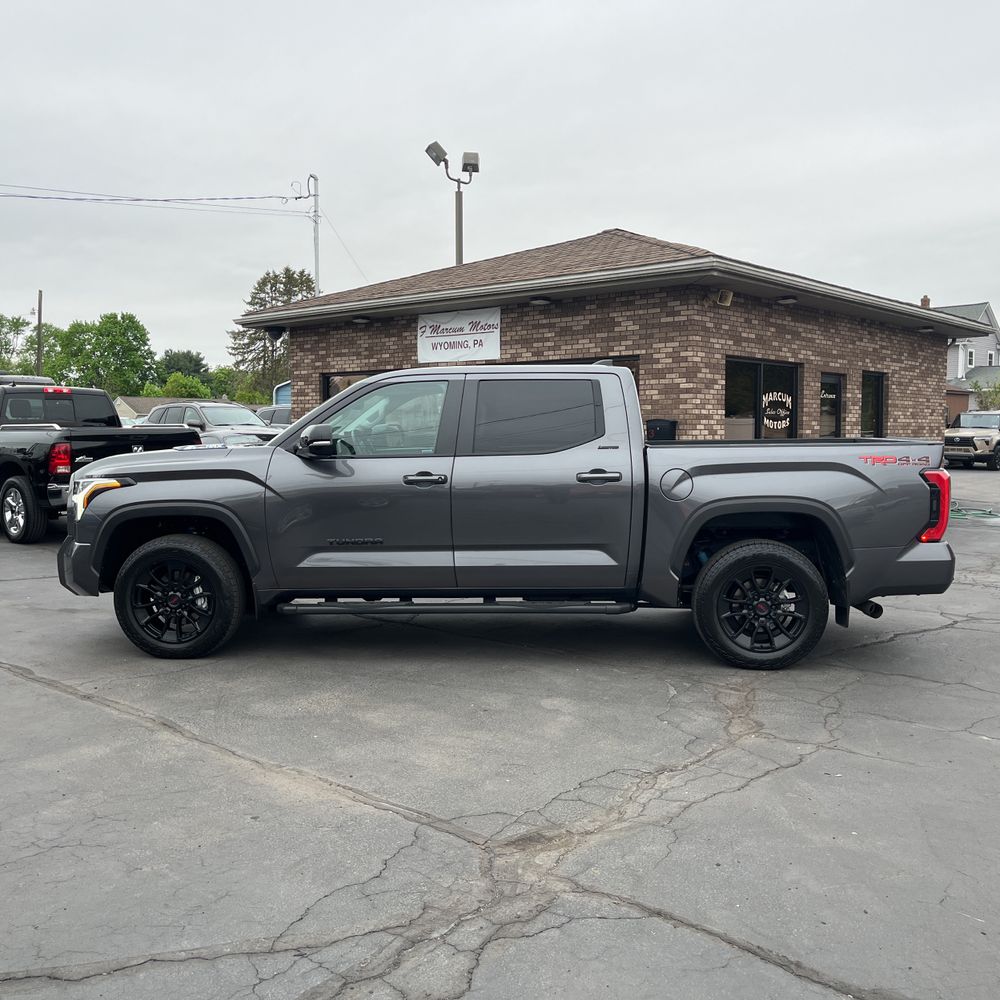 2024 Toyota Tundra Limited HV