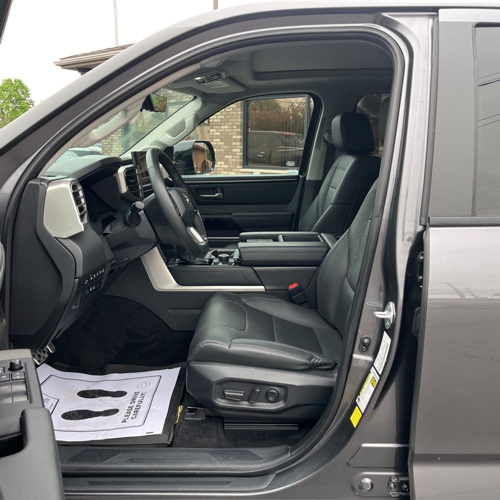 2024 Toyota Tundra Limited HV