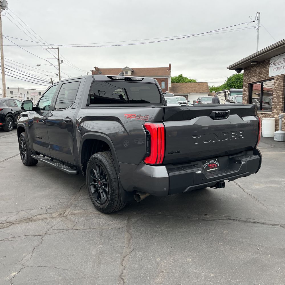 2024 Toyota Tundra Limited HV