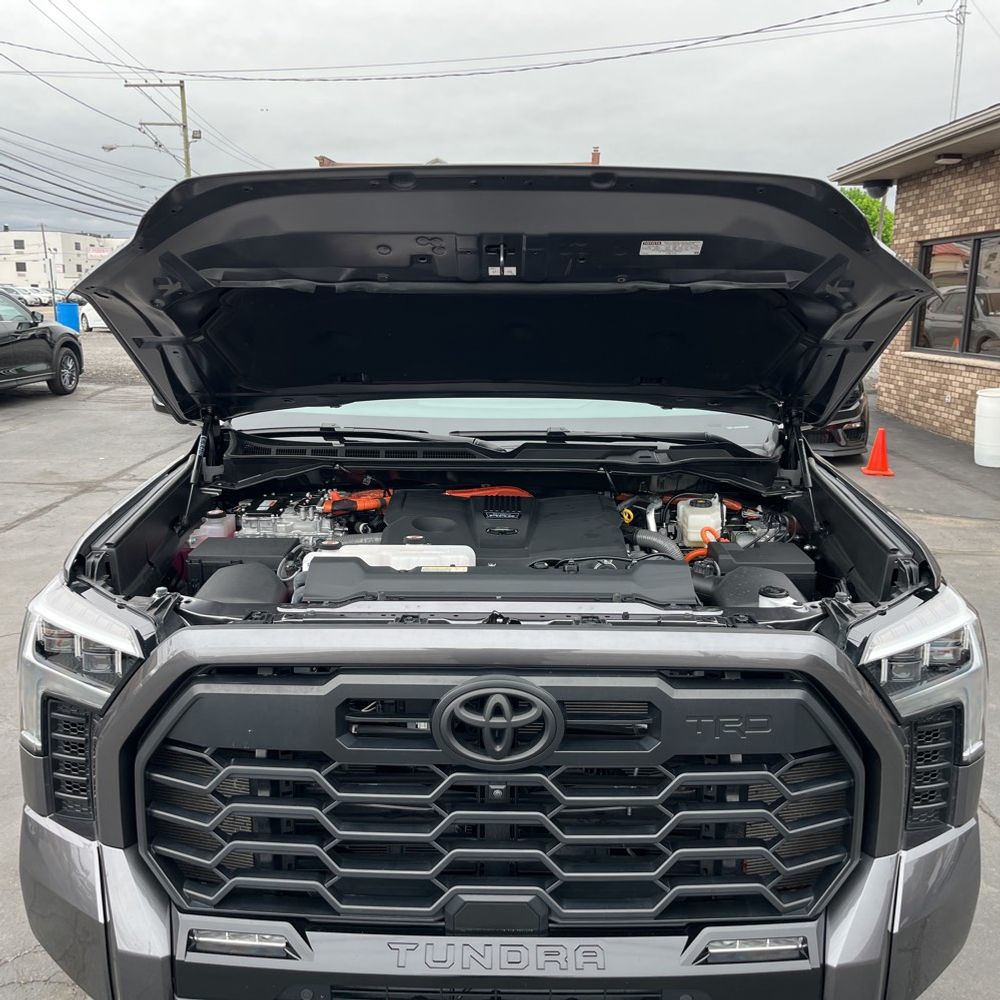 2024 Toyota Tundra Limited HV