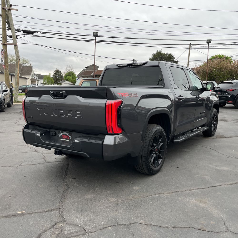 2024 Toyota Tundra Limited HV