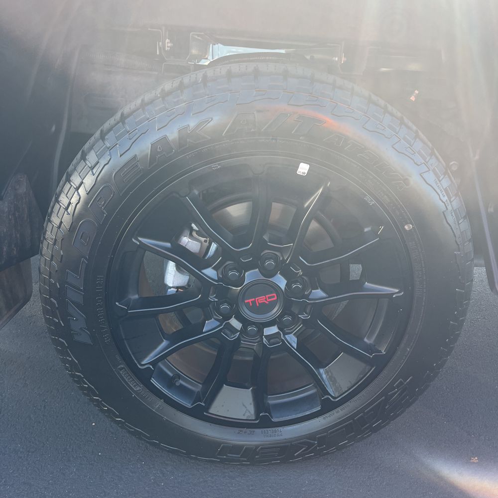 2025 Toyota Tundra Limited HV
