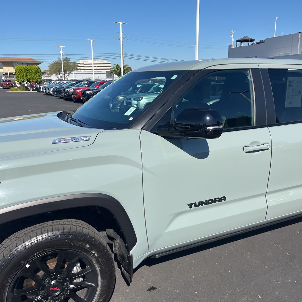 2025 Toyota Tundra Limited HV