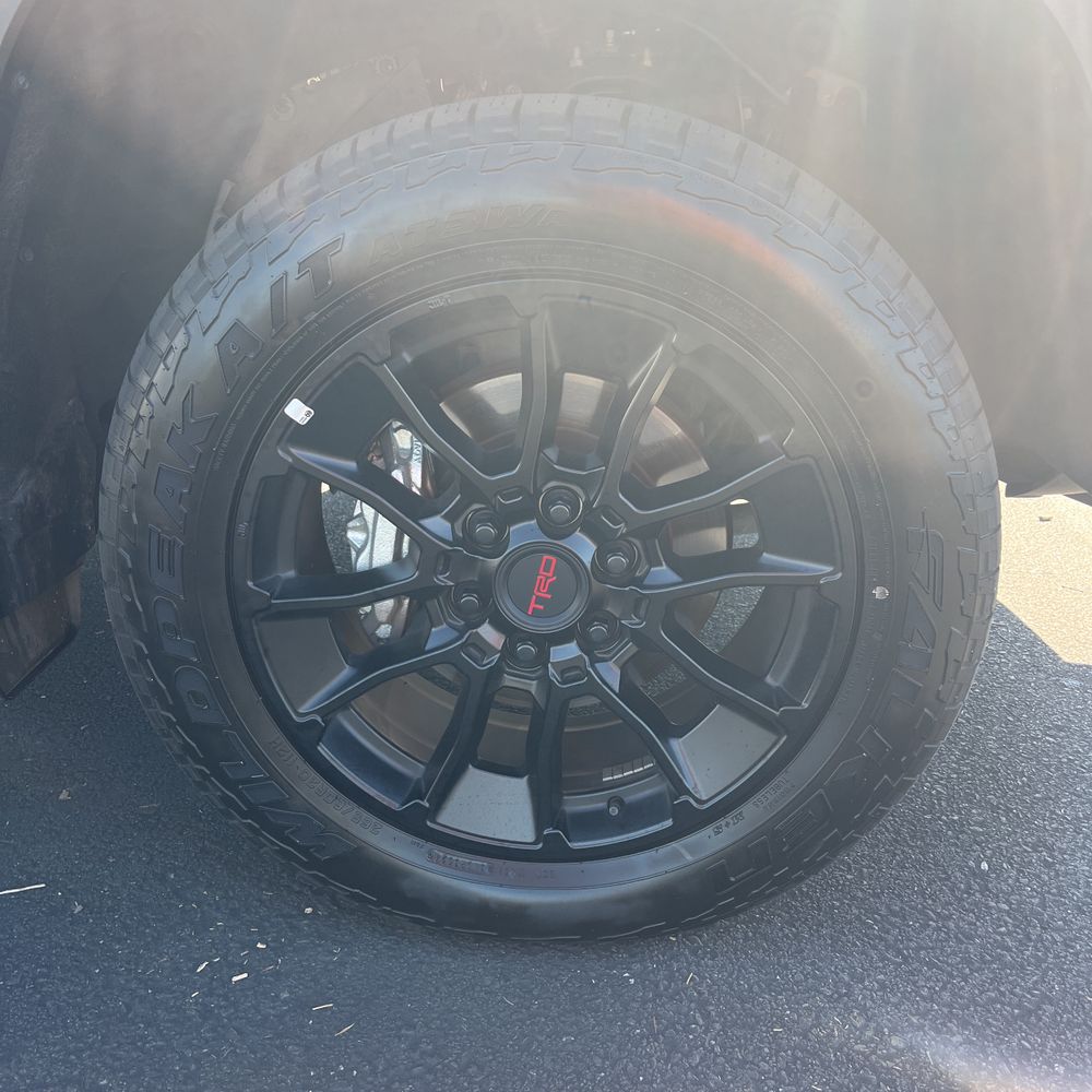 2025 Toyota Tundra Limited HV