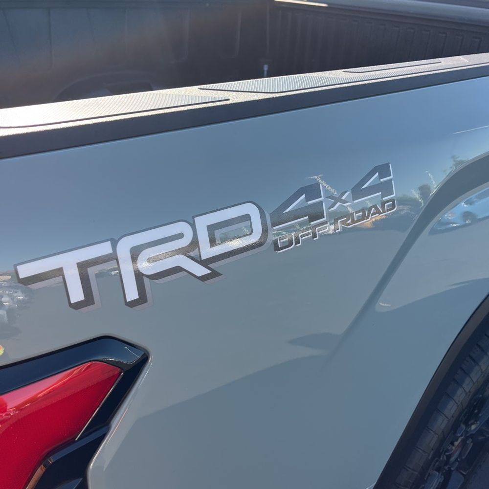 2025 Toyota Tundra Limited HV