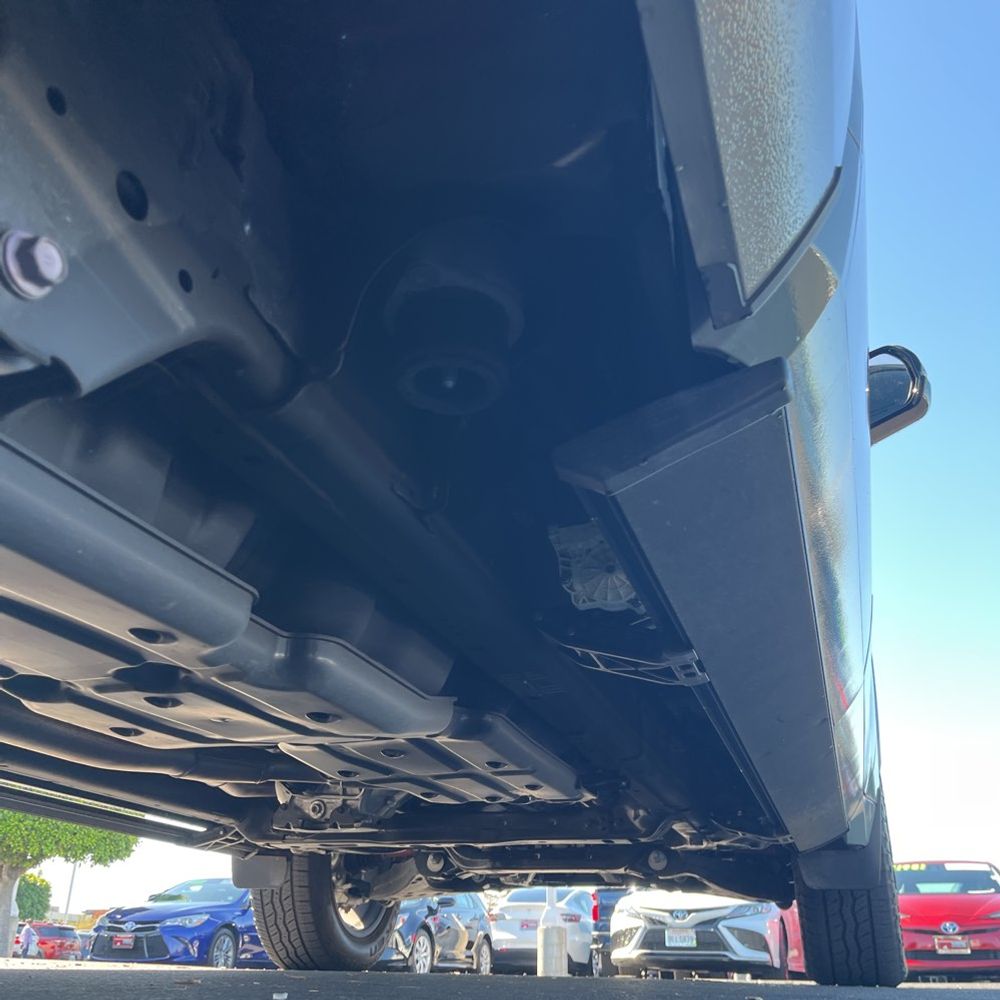 2025 Toyota Tundra Limited HV