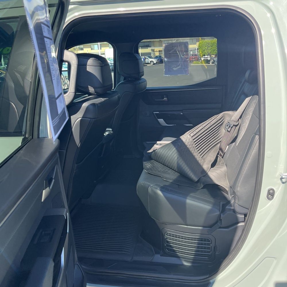 2025 Toyota Tundra Limited HV