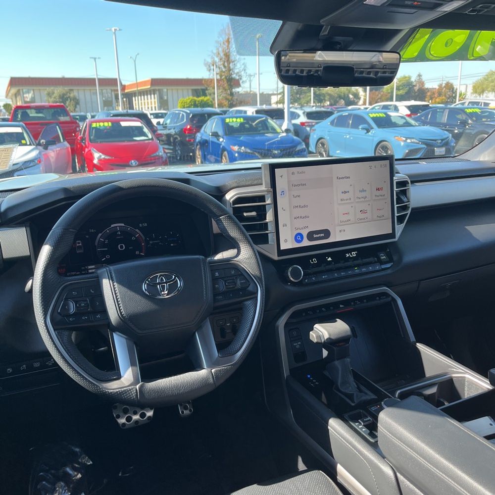 2025 Toyota Tundra Limited HV