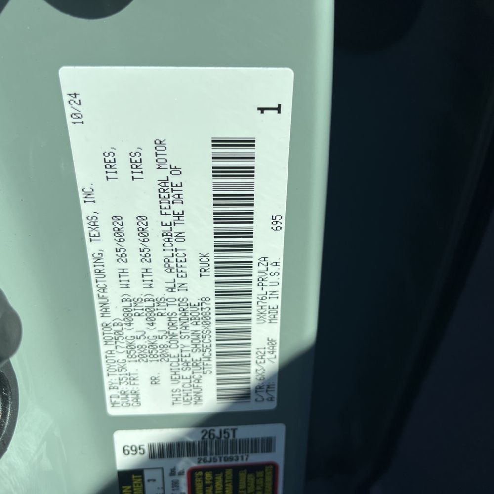 2025 Toyota Tundra Limited HV