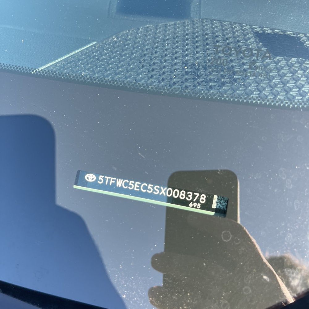 2025 Toyota Tundra Limited HV