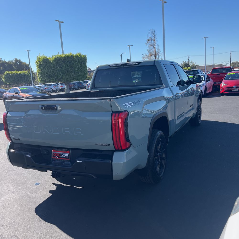 2025 Toyota Tundra Limited HV