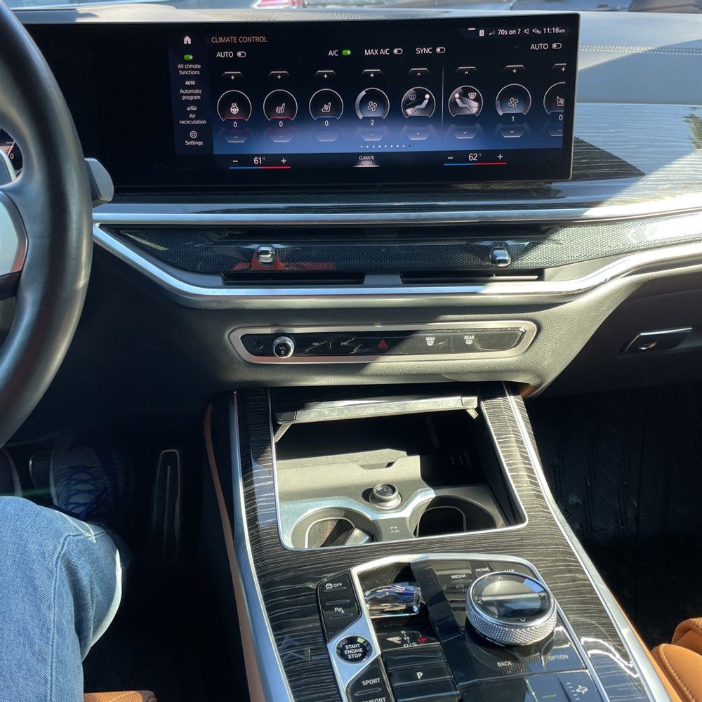 2023 BMW X7 XDrive40i