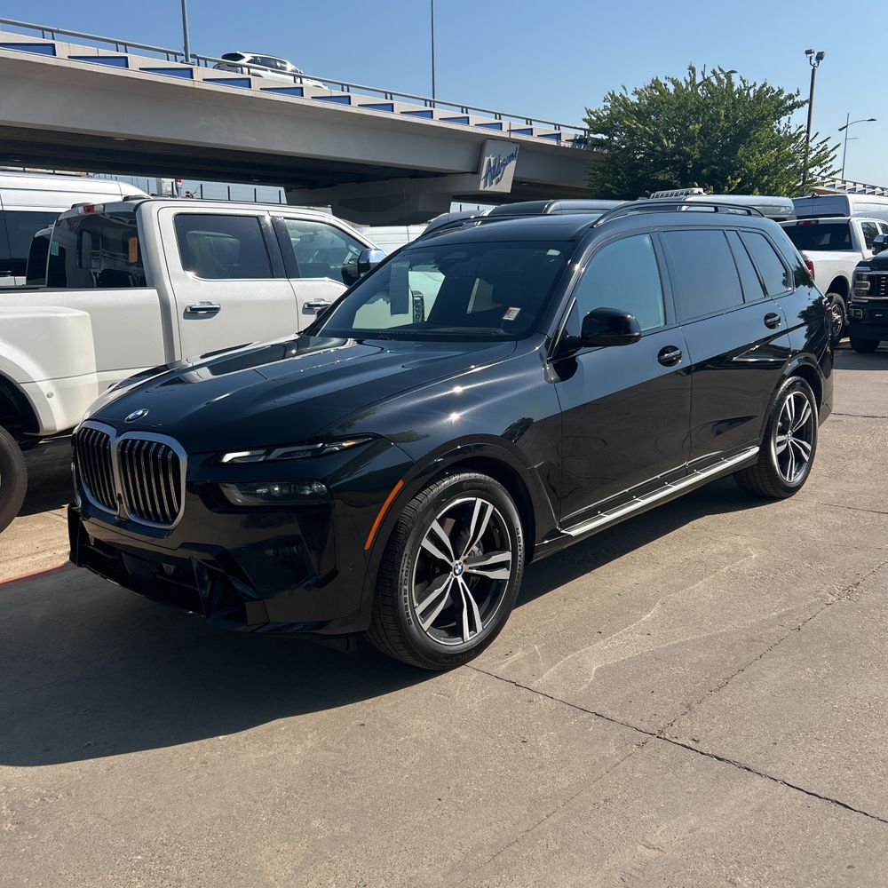 2025 BMW X7 XDrive40i