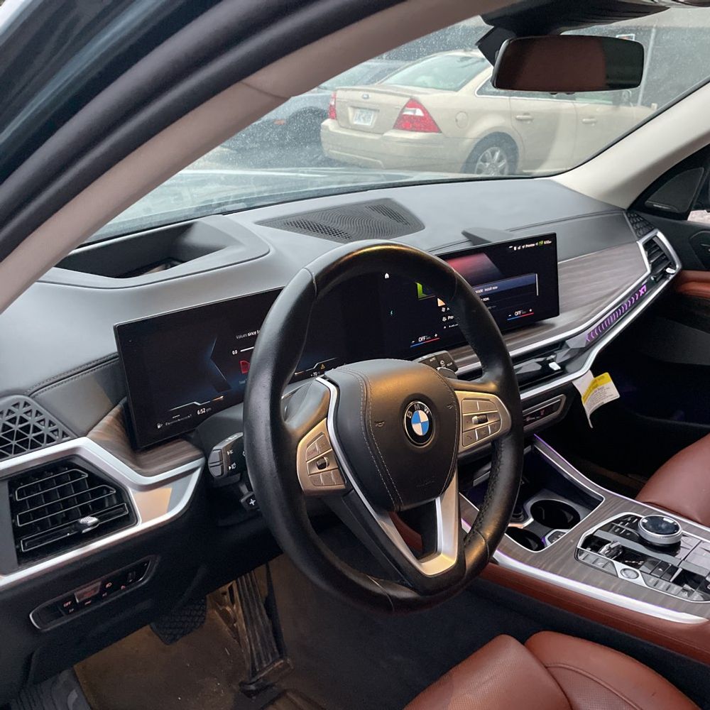 2023 BMW X7 XDrive40i