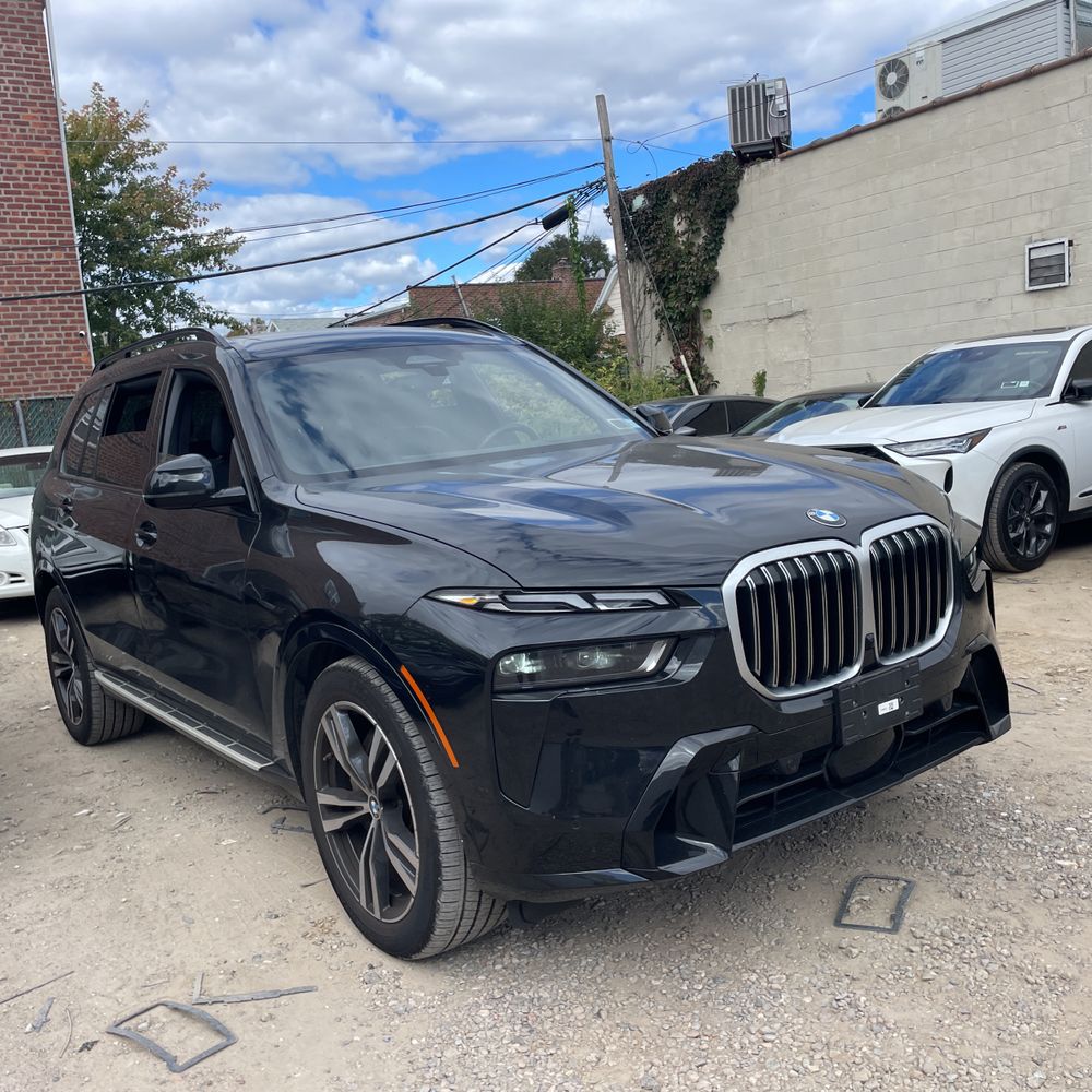 2023 BMW X7 XDrive40i