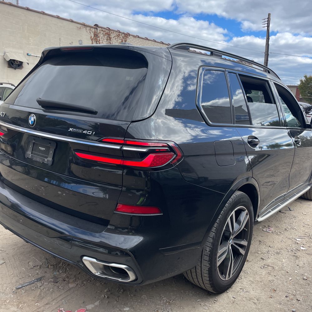 2023 BMW X7 XDrive40i